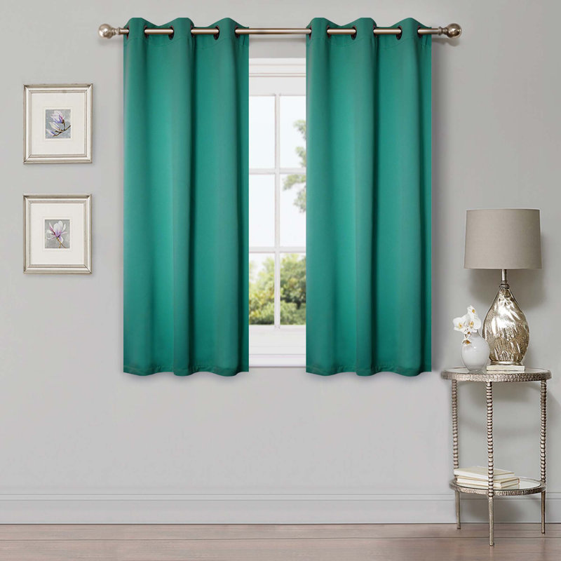 Paire de rideaux obscurcissant avec œillets Millendon, Bleu céruléen, L 42 po x L 63 po