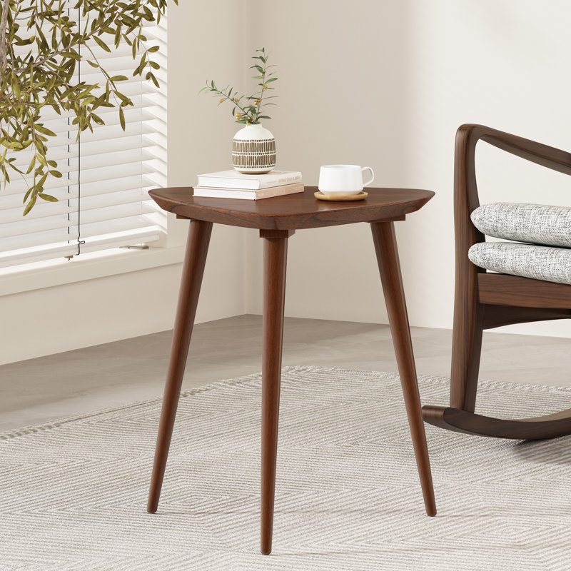 Table de bout Kamile, Noyer