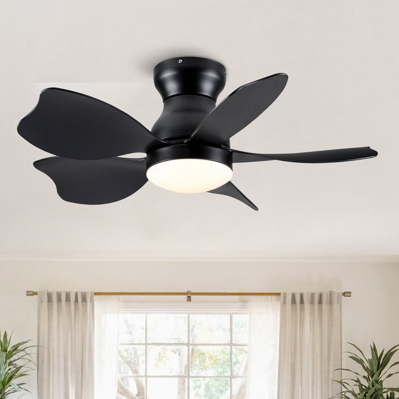 Ventilateur de plafond 29,96 po avec télécommande et ensemble d'éclairage inclus, Noir
