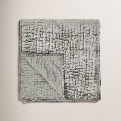 Tasmin Velvet Quilt