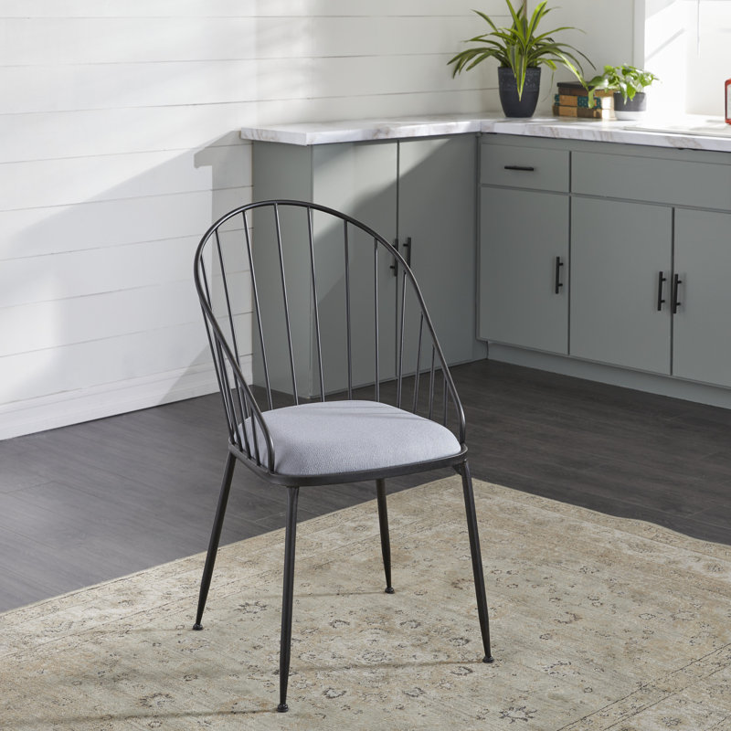 Chaise d'appoint rembourrée à dossier Windsor en métal Marlowe
