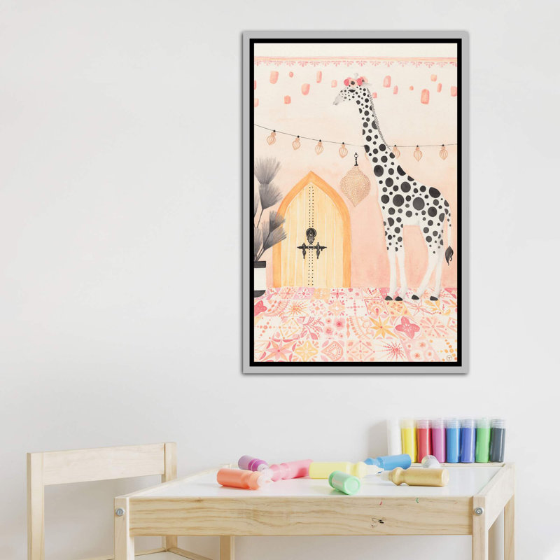 Girafe au Maroc, art encadré, Toile avec cadre argenté, H 60 po x l 40po x P 1,5 po