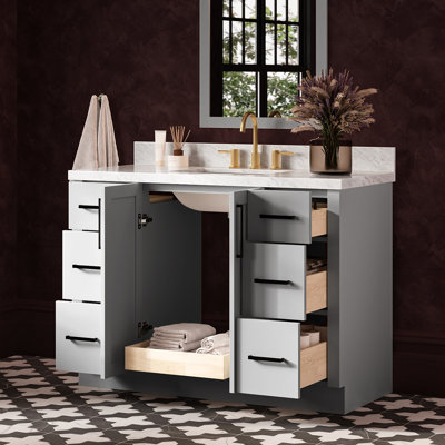 Meuble-lavabo rectangulaire simple de 124 cm (49 pouces) avec comptoir en marbre blanc de Carrare de 3,8 cm (1,5 pouce) d'épaisseur, de couleur gris.