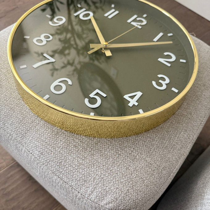 Karls Wall clock Plastic Silent Suitable for decoration 12in Olive Green - Olive Green
