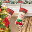 Chaussette de Noël en lin brodé 21 po L - Camion rouge