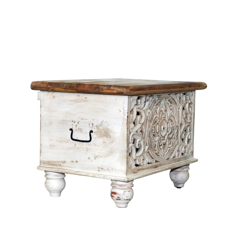 Table de bout en bois massif Bernadine