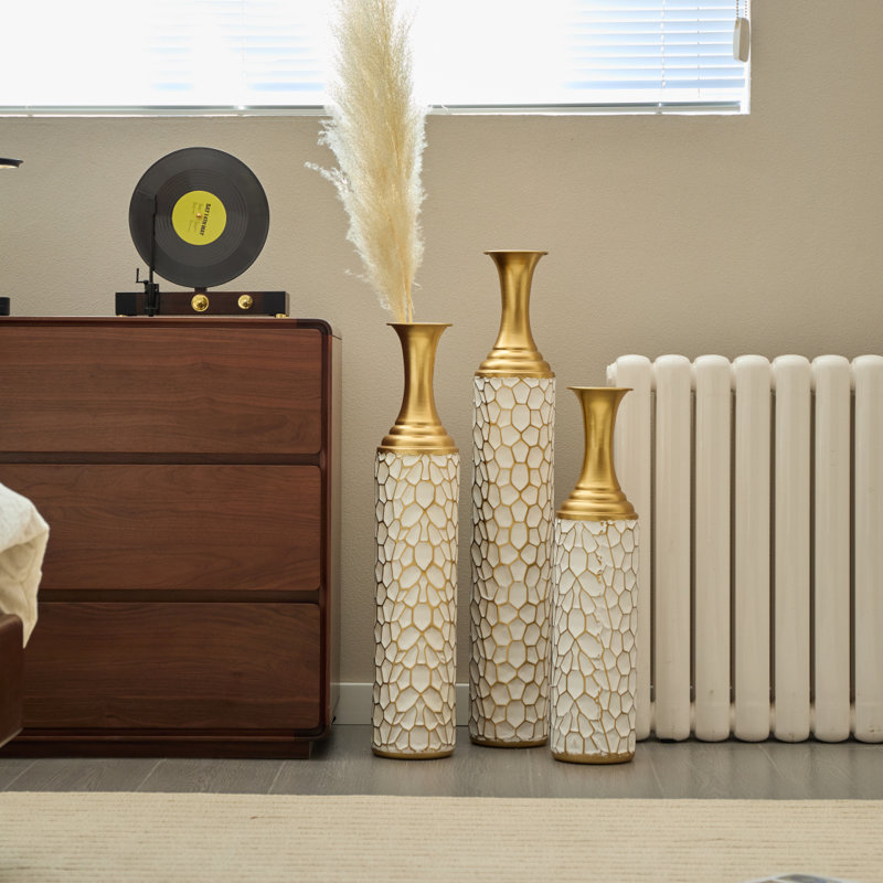 Ensemble de 3 vases de sol en métal blanc