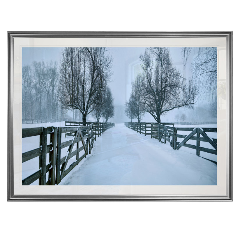 « snowy road ii », impression, H 20 po x l 24 po x P 1,5 po, Cadre argenté