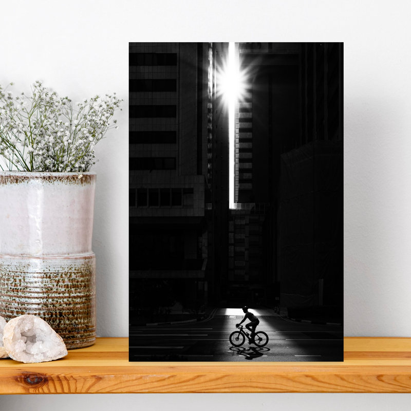 Silhouettes de cycliste, rayon de soleil, art contemporain abstrait, art mural urbain, 18" H x 12" W