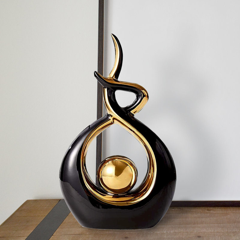 Statue, 2.35" H x 7" W x 10.63" D, Black