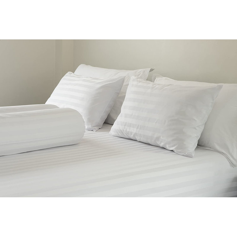 Coussin Bolton, Standard