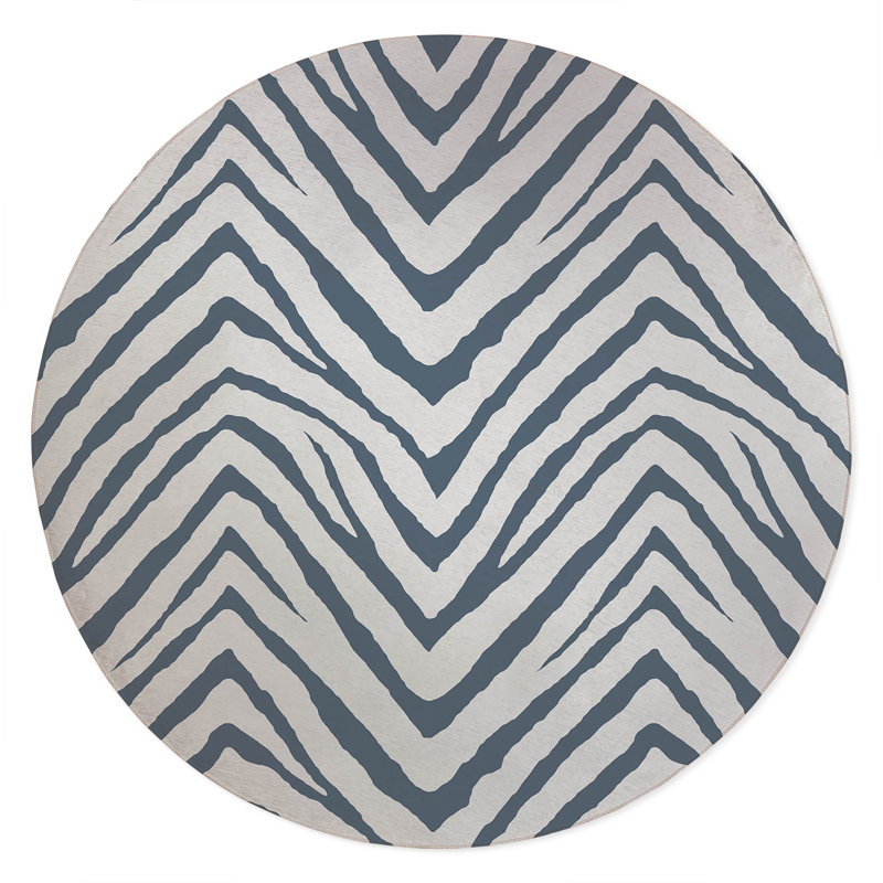 Zebra Stripe Non-Slip Outdoor Rug, Round 5'
