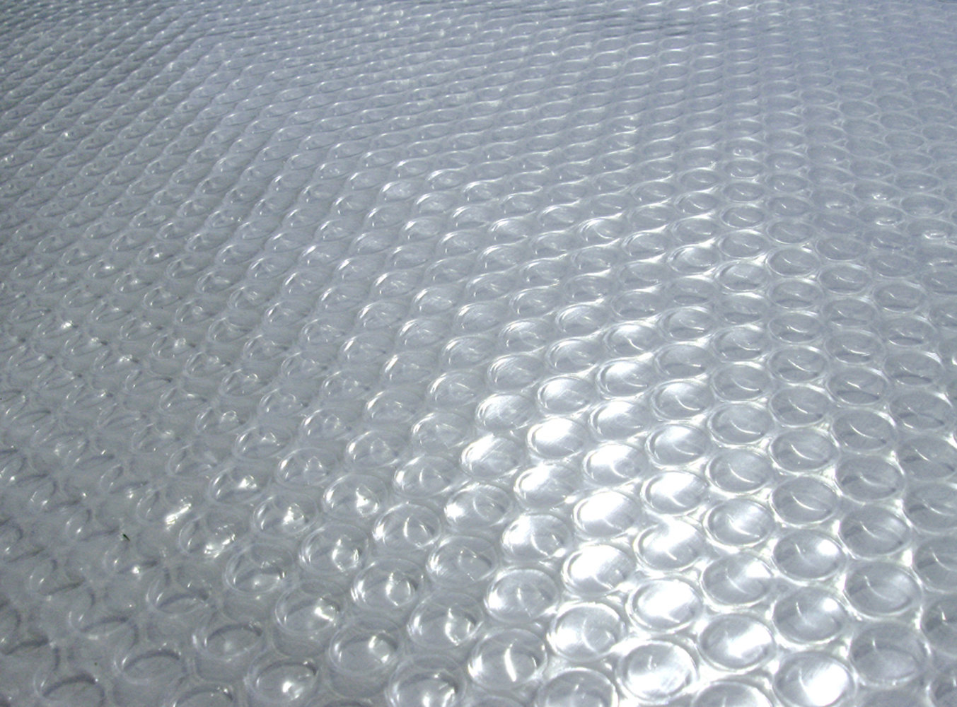 Blue Wave Products 12mil Solar Blanket for Oval Above Ground Pools