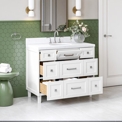 Meuble-lavabo ARIEL Monrow 42 po en bois massif blanc avec un comptoir en quartz blanc de Carrare de 1,5 po et un lavabo ovale central.
