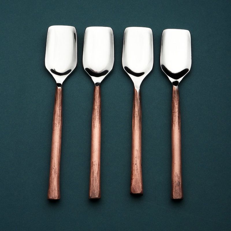 Ahrie Stilton Scoop