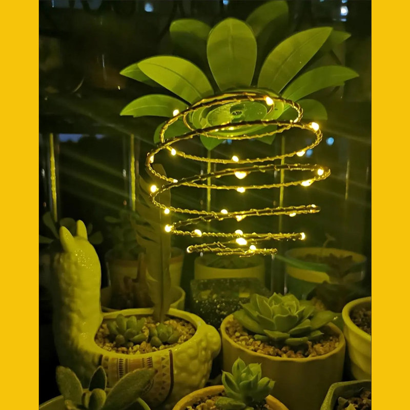 Solar Powered Integrated Led Outdoor Hanging Light，pineapple Wind Chimes Lights （set Of 2)