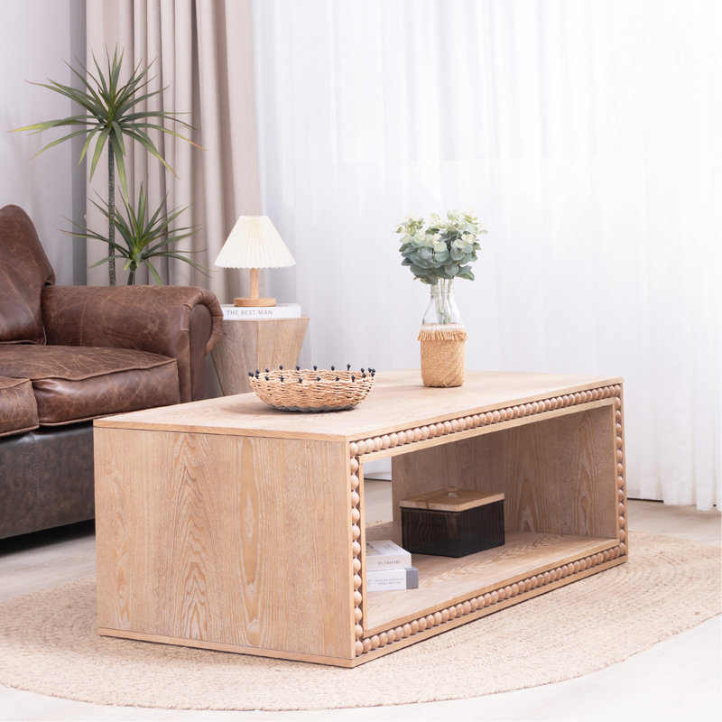 Table basse Beaded Edge - Table centrale rectangulaire de 47,6 po avec tablette de rangement ouverte , Naturel
