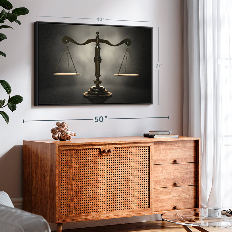 «Gold Scales Of Justice Wall Art», H 27 po x l 40 po