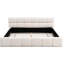 Grand lit en chenille beige avec tête de lit en damier pour un confort - Design de chambre à coucher confortable et contemporain