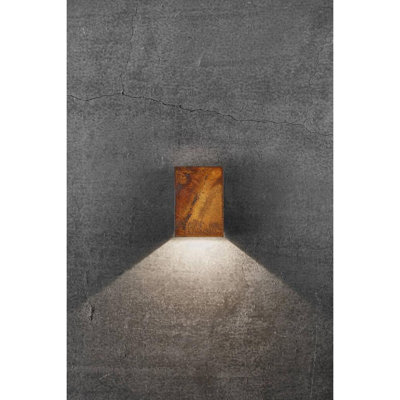 Fold 10 Wall