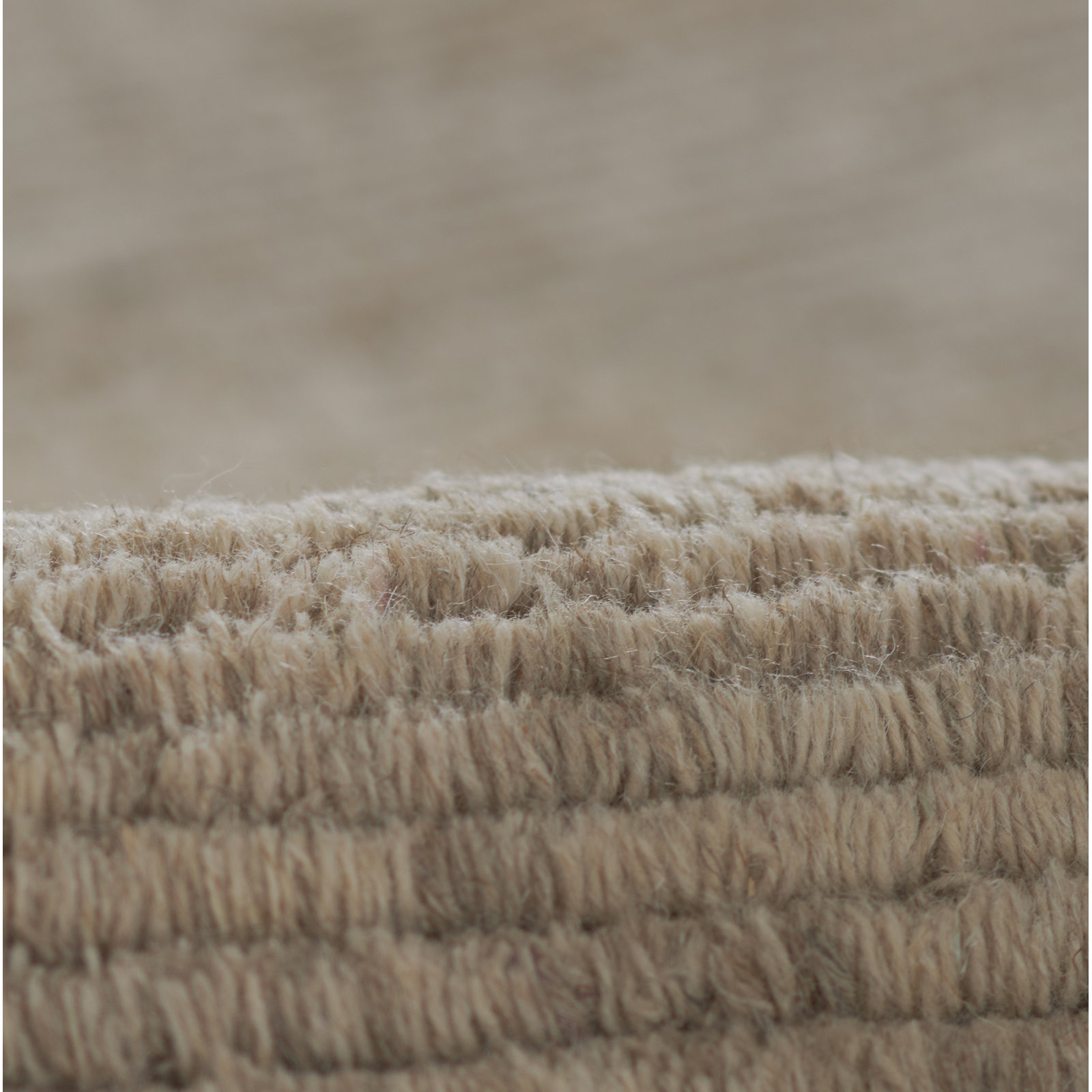 Vonnie Hand-Woven Wool Rug, Rectangle 2' x 3'