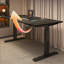 Bureau debout noir en cuir-163914689
