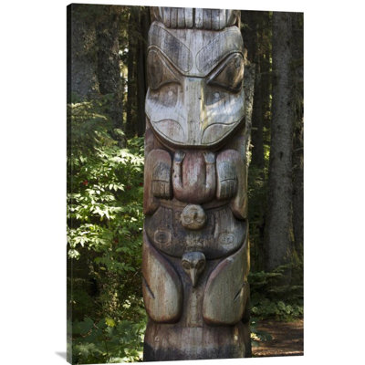 " Tlingit Totem Pole "