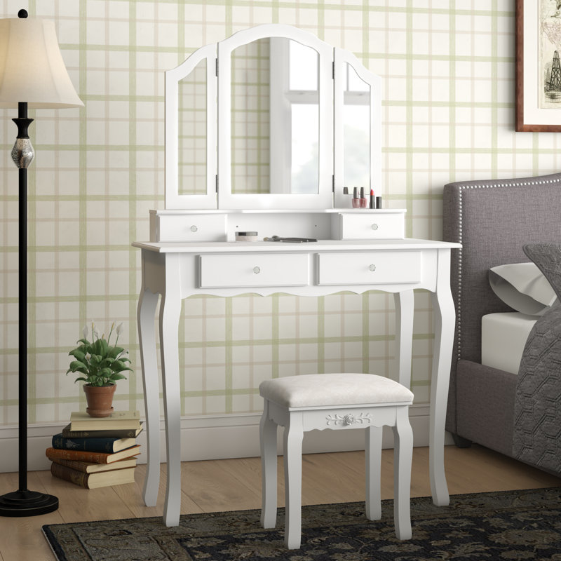 Konieczny Vanity, White
