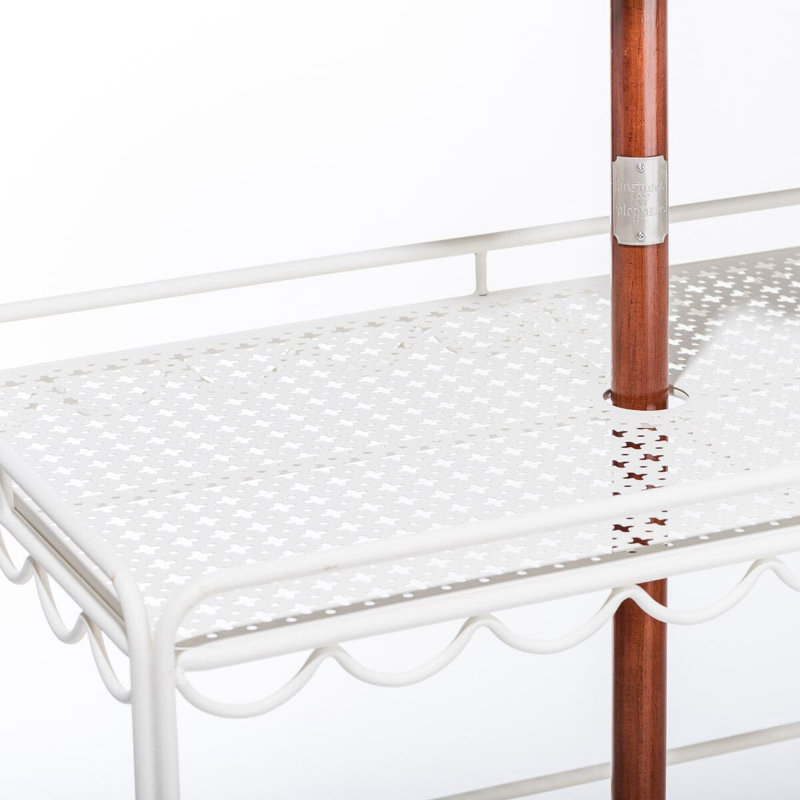 Cotswold Outdoor, Antique White