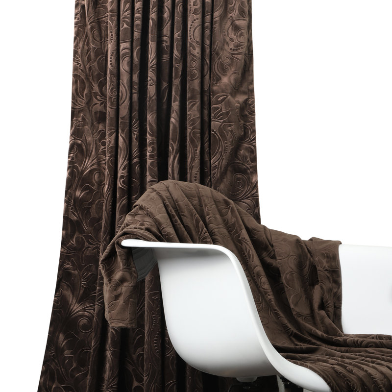 Paire de rideaux occultant en velours Johnalyn, L 52 po x L 84 po, Brun