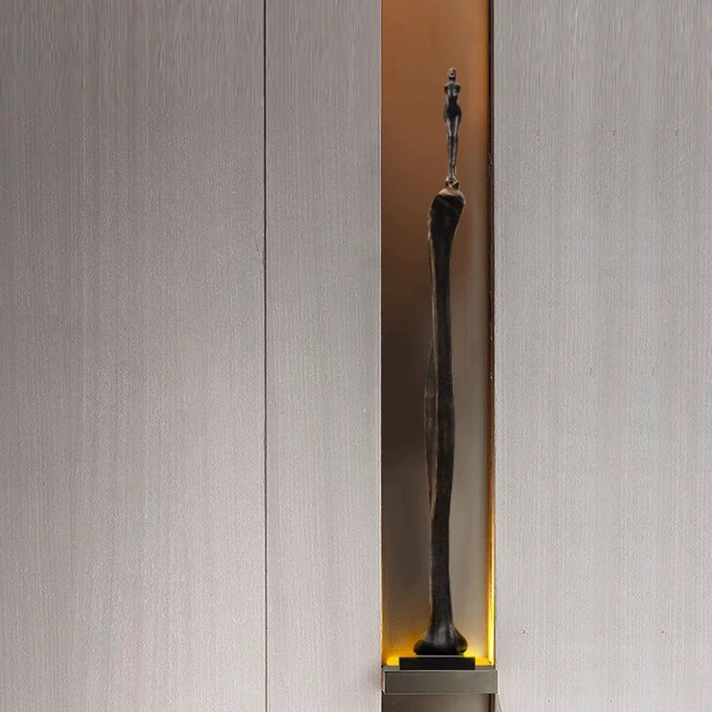 Modern Creative Abstract Figure Sculpture Ornament