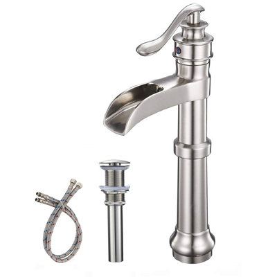 Single-handle Bathroom Faucet with Drain Assembly