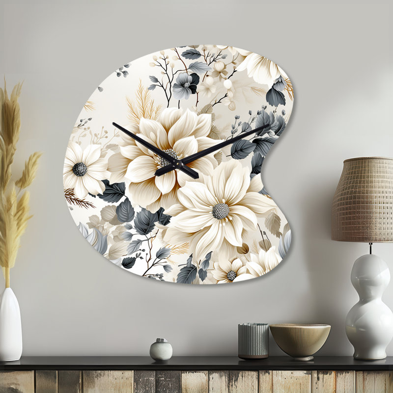 Motif de bohème éthéré bleu et blanc - impression florale de forme unique, horloge murale, Petit