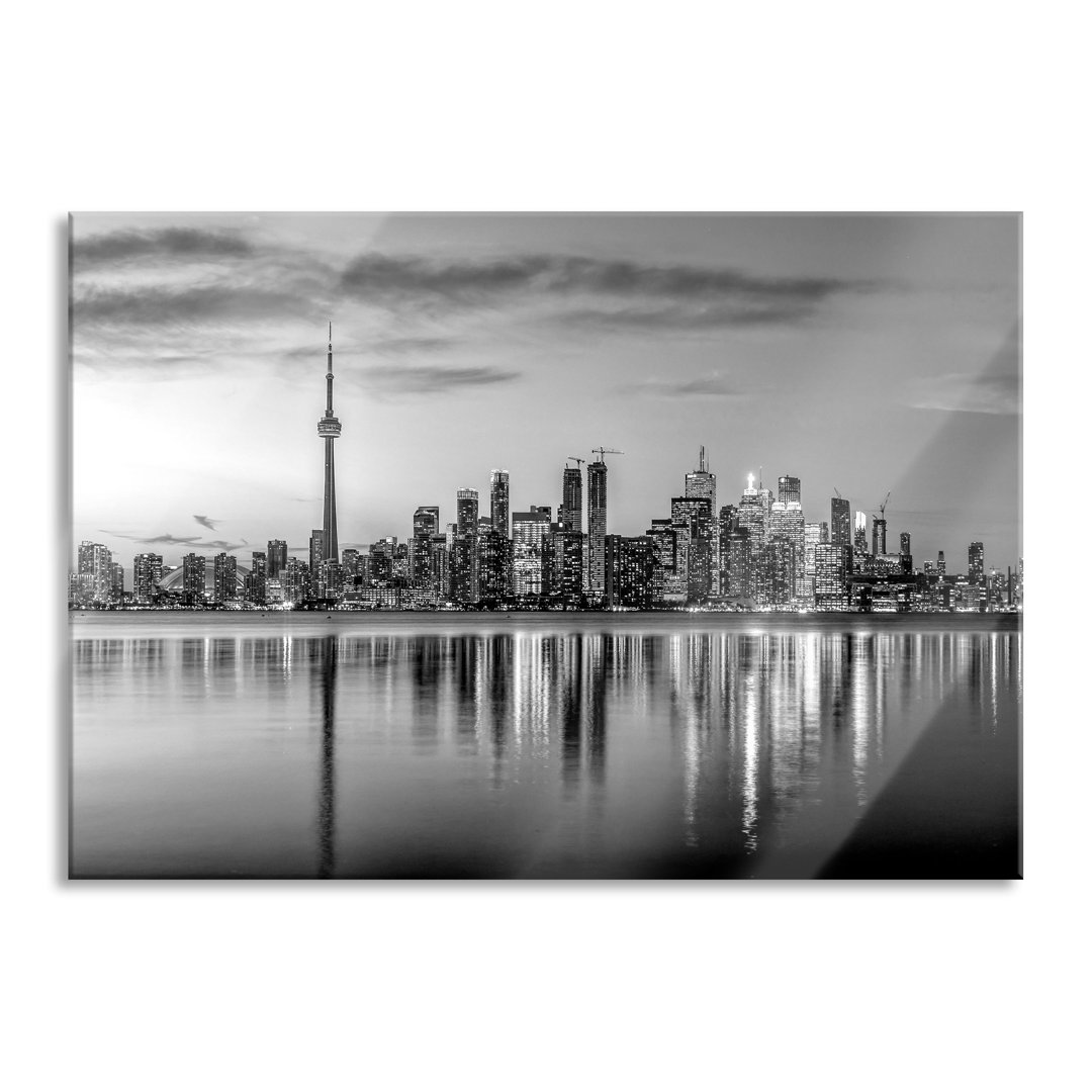 Glasbild Skyline Toronto in der Abenddämmerung, Monochrome