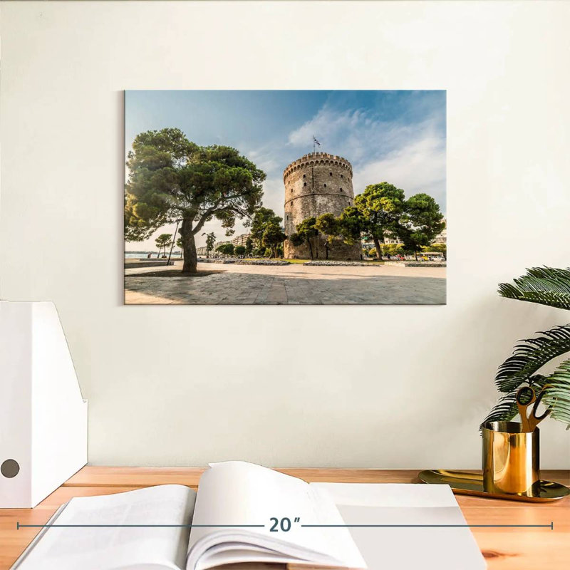 Tour blanche Nicci de Thessalonique, H 8 po x l 12 po