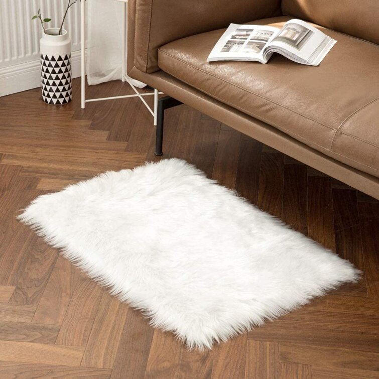 Ultra Soft Faux Sheepskin Fur Shag Rug Light Brown 4' x 6' Sheepskin