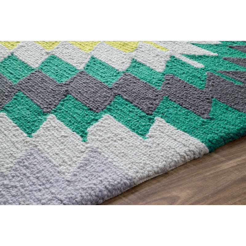 Tapis Leon vert, Rectangle 7 pi 6 po x 9 pi 6 po