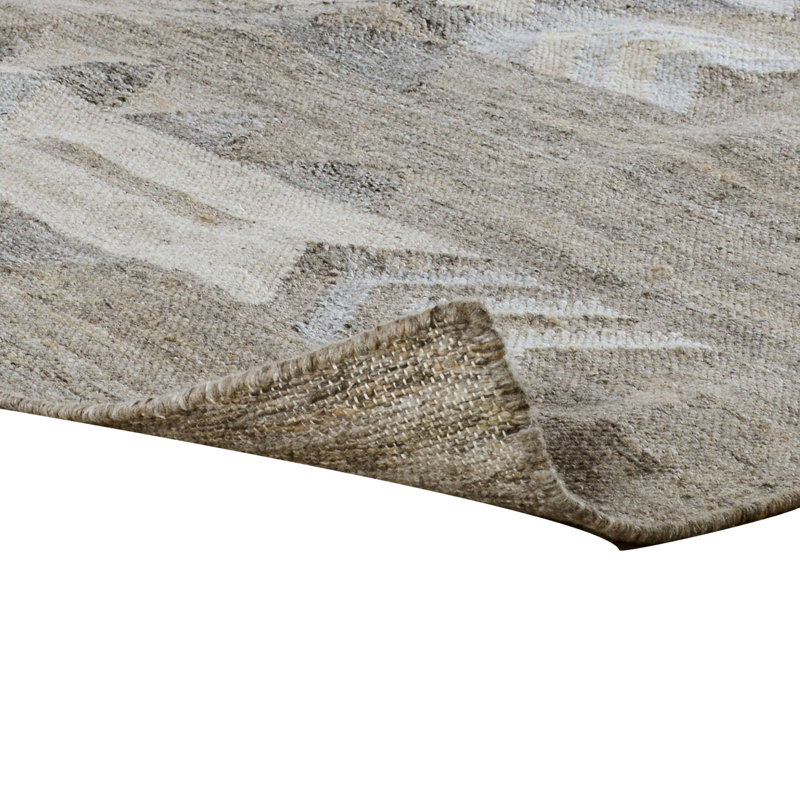 Gray and White Rectangular Handwoven Synthetic Area Rug 9' x 12'