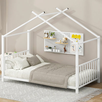 Lit plateforme simple en métal, blanc
