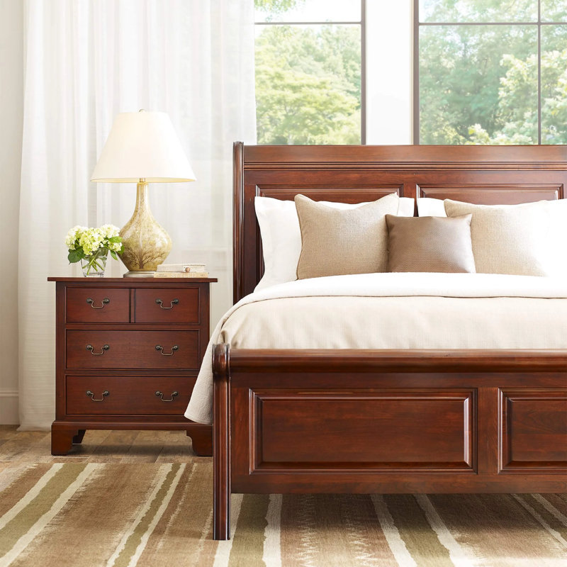 Wayside Inn Bed, Queen