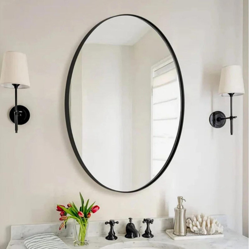 Miroir de salle de bain Kaitlee Cadre en acier inoxydable, Noir mat, 30 po x 22 po, Ovale et ronde