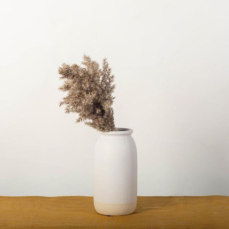 Vase de table en céramique Dastall, Blanc / Beige, H 9,75 po x l 5,25 po x P 5,25 po