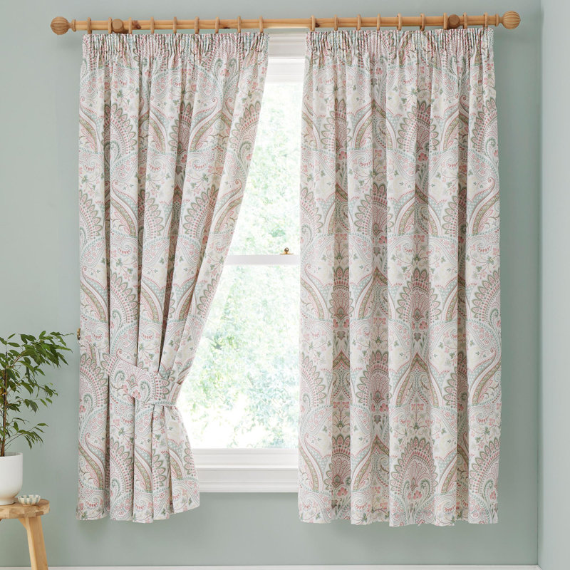 Palais 52% Polyester, 48% Cotton Semi-Sheer Pair