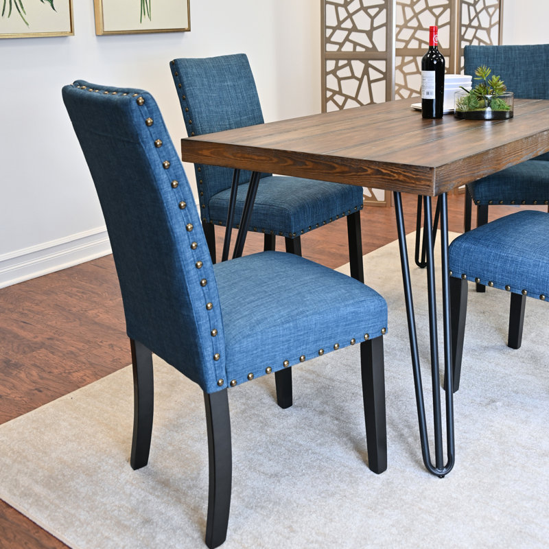 Ensemble de salle à manger 7 pièces comprenant une table à pieds et 6 chaises, en pin foncé rustique de qualité, piètement robuste, chaises recouvertes de tissu, avec un design attrayant, en bois d'ingénierie.