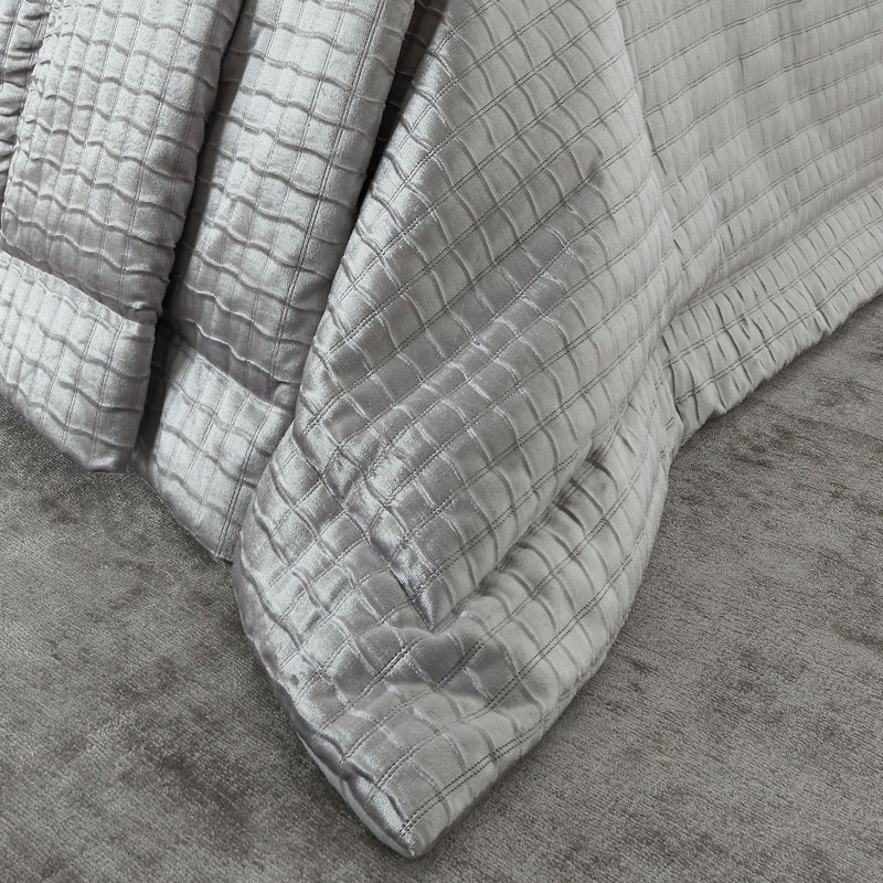 Shimmer Crushed Velvet Pinsonic 240X260Cm Bedspread