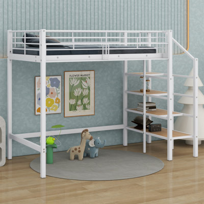 Lit mezzanine en métal avec tablette de rangement supérieure et échelle de rangement latérale
