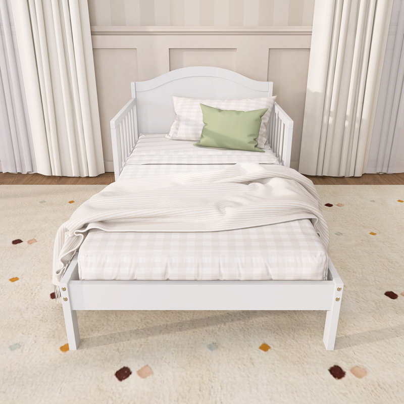 Sydney Toddler Solid Wood Bed by Dream On Me, White