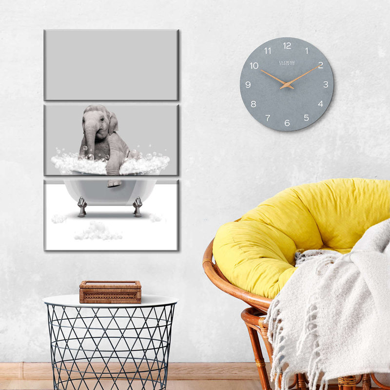 Bathtub Animal Elephant Silver Multi Piece Canvas Print, H 38 po x l 24 po x P 1,25 po
