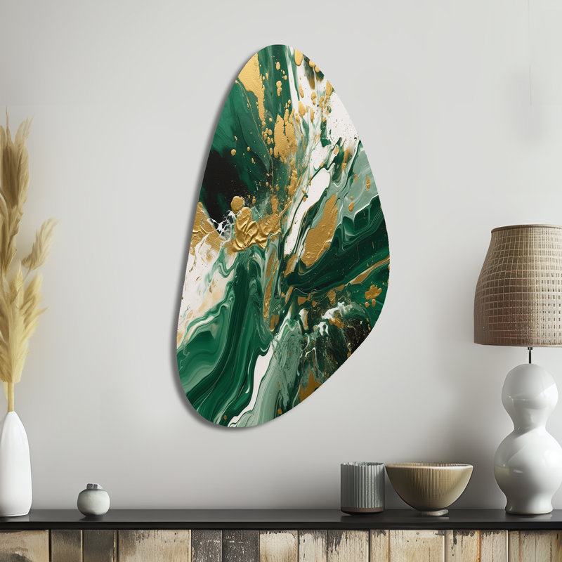 «Green and Gold Liquide I» - Décoration murale abstraite de forme irrégulière en métal, reproduction d'art asymétrique moderne