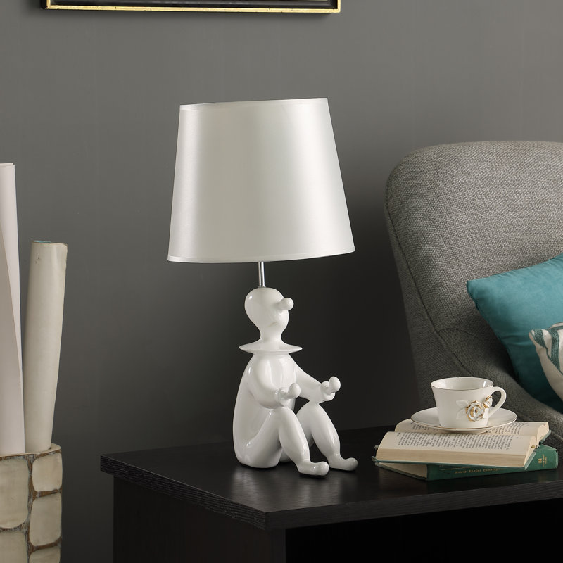 Lampe de table 21,25 po Oreilly, Blanc